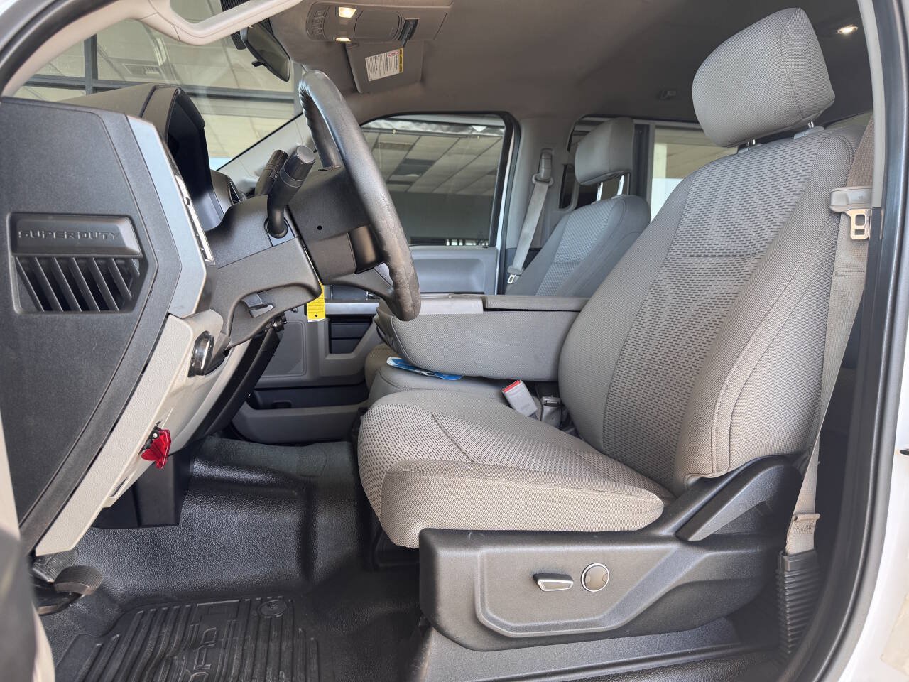 Used 2017 Ford F350 XLT w/ FX4 4x4 Off Road Package image 9