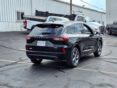 Certified 2024 Ford Escape ST-Line w/ Tech Pack #1 AWD/4WD image 3
