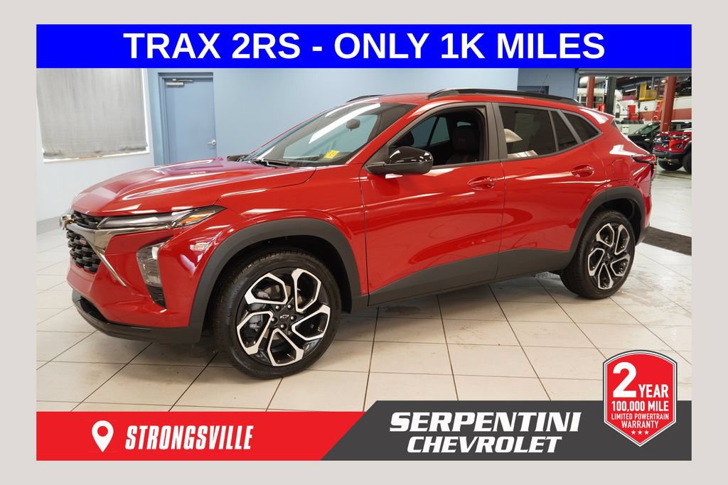 Used 2026 Chevrolet Trax RS w/ Driver Confidence Package FWD image 1
