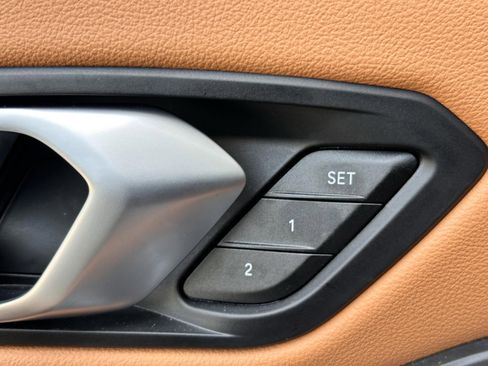 Used 2025 BMW 330i Sedan image 19