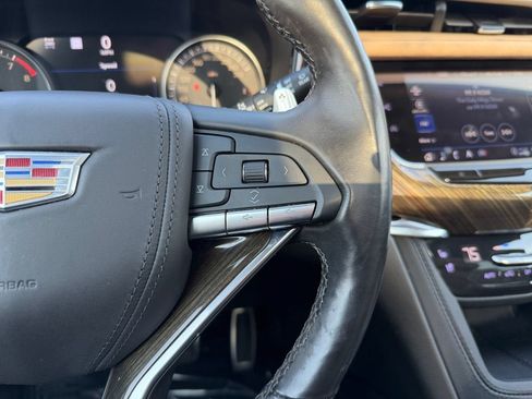 Used 2022 Cadillac XT6 Sport w/ Platinum Package AWD/4WD image 16