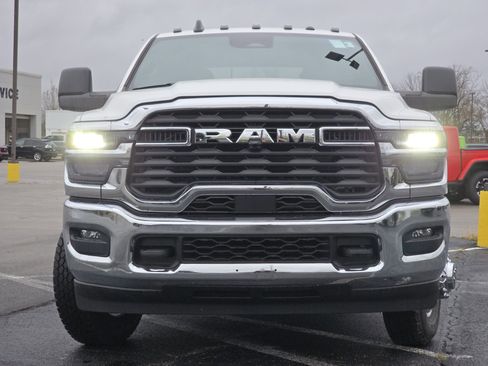 New 2025 RAM 3500 Tradesman w/ Chrome Appearance Group RWD image 10