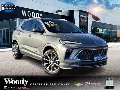 Certified 2024 Buick Encore GX Avenir image 1