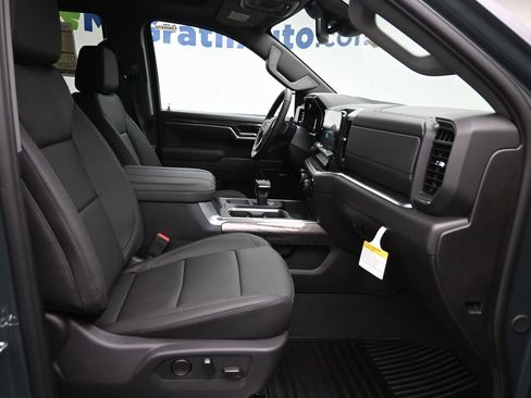 New 2026 Chevrolet Silverado 1500 LTZ w/ Z71 Off-Road Package image 7