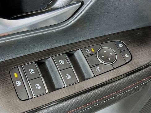 New 2026 Nissan Kicks SR w/ SR Premium Package image 7