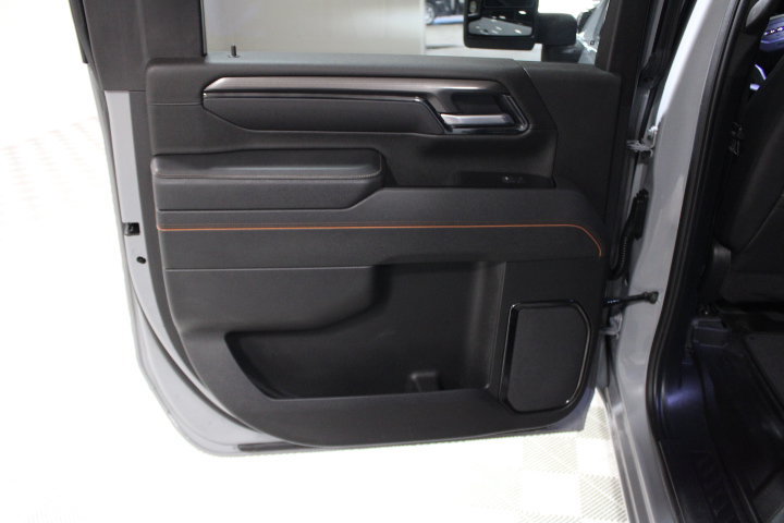 Used 2025 GMC Sierra 2500 AT4 w/ AT4 Premium Plus Package AWD/4WD image 22
