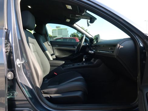 Used 2024 Honda Civic Sport image 23