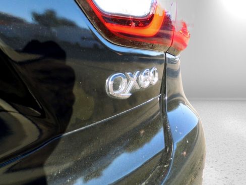 Used 2020 INFINITI QX60 Luxe w/ Essential Package image 7