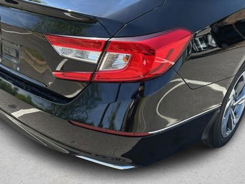 Used 2020 Honda Accord EX image 35