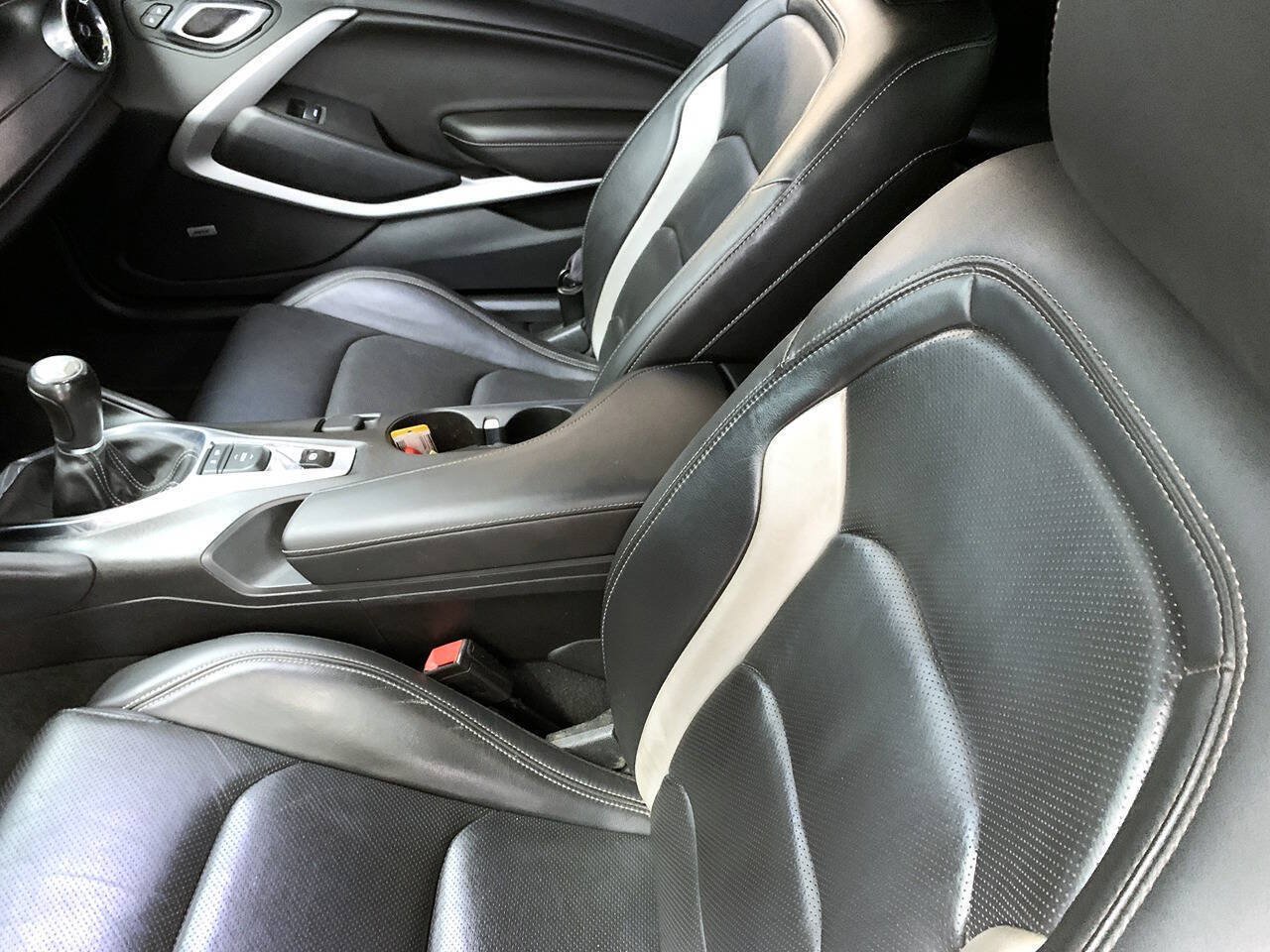 Used 2016 Chevrolet Camaro LT w/ RS Package RWD image 11