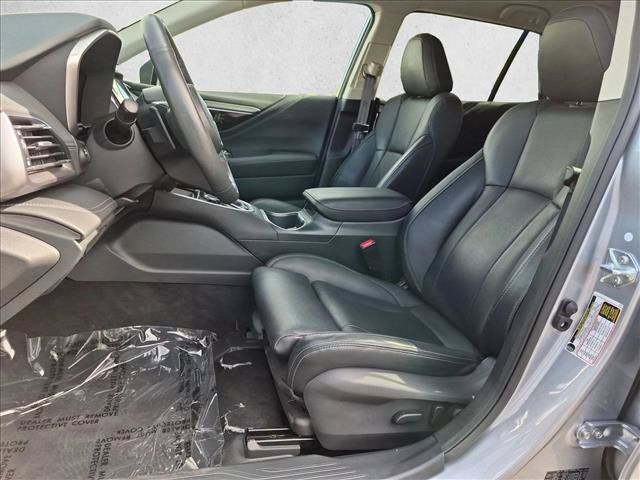 Used 2025 Subaru Outback Touring XT AWD/4WD image 16