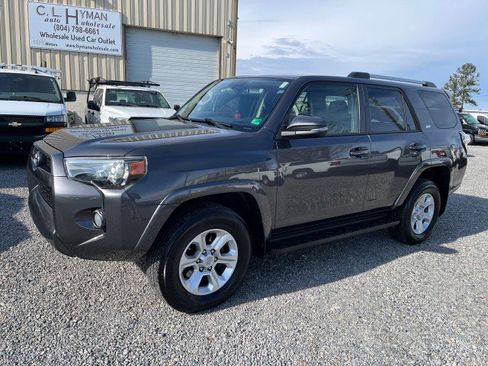 Used 2019 Toyota 4Runner SR5 Premium image 2