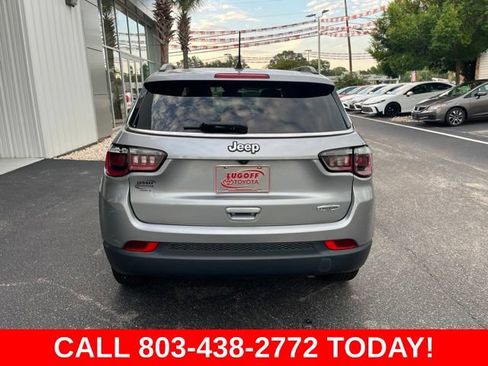 Used 2022 Jeep Compass Latitude w/ Sun and Sound Group FWD image 35