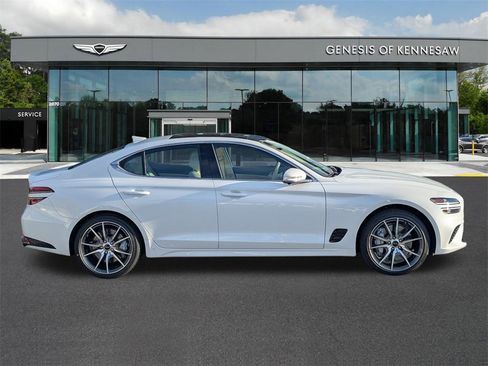 New 2026 Genesis G70 2.5T Prestige image 8