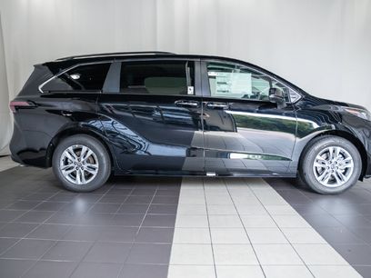 New 2026 Toyota Sienna XLE