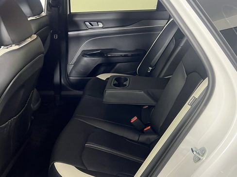 Used 2025 Kia K5 GT-Line image 23