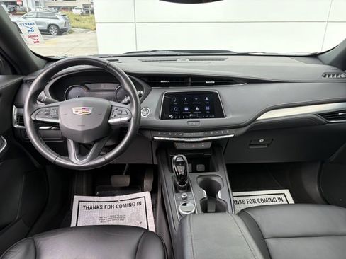 Certified 2023 Cadillac XT4 Premium Luxury image 19