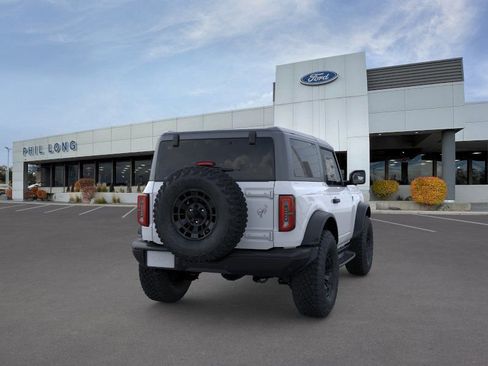 New 2026 Ford Bronco Badlands w/ Sasquatch Package AWD/4WD image 8
