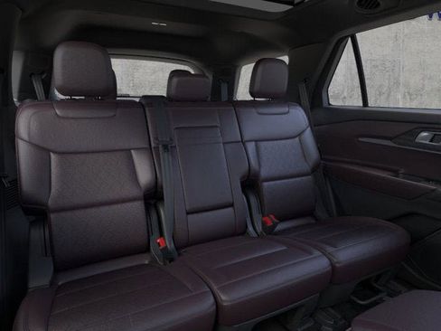 New 2026 Ford Explorer Platinum image 11