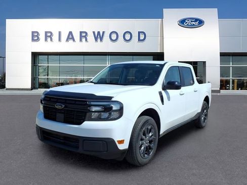 Used 2024 Ford Maverick Lariat w/ Black Appearance Package AWD/4WD image 1