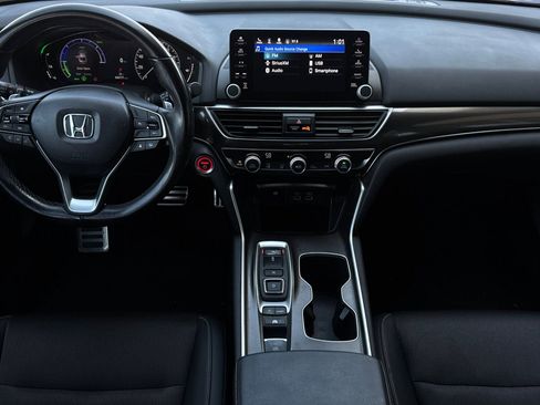 Used 2022 Honda Accord Sport image 9