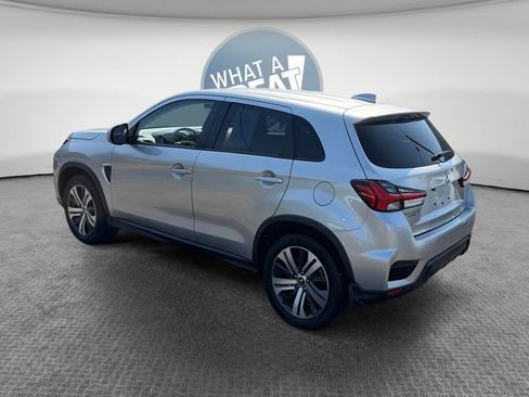 Used 2024 Mitsubishi Outlander Sport SE AWD/4WD image 6