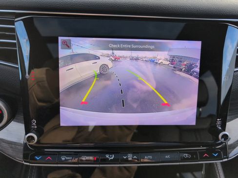 Used 2022 Jeep Wagoneer Series II w/ Premium Group I image 27