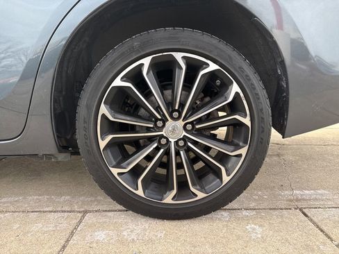 Used 2016 Toyota Corolla S image 27