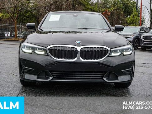 Used 2022 BMW 330i Sedan w/ Driving Assistance Package image 10