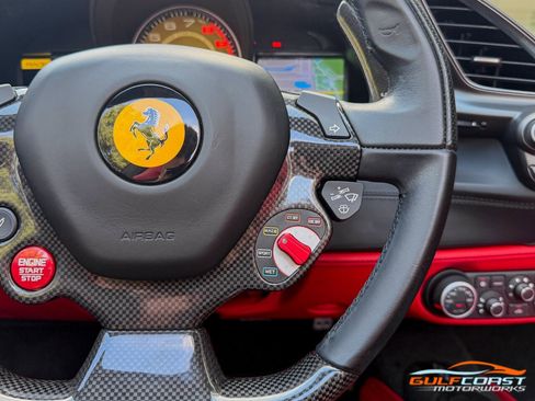 Used 2018 Ferrari 488 Spider image 30