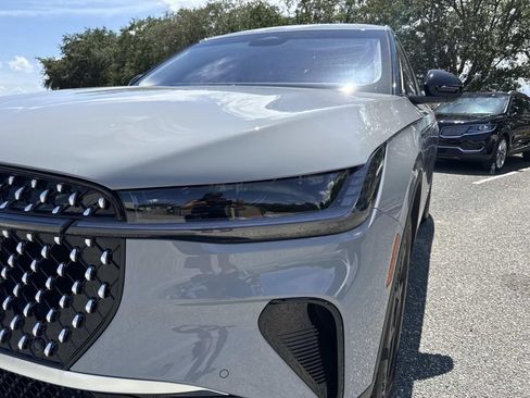 New 2026 Lincoln Nautilus Premier AWD/4WD image 9
