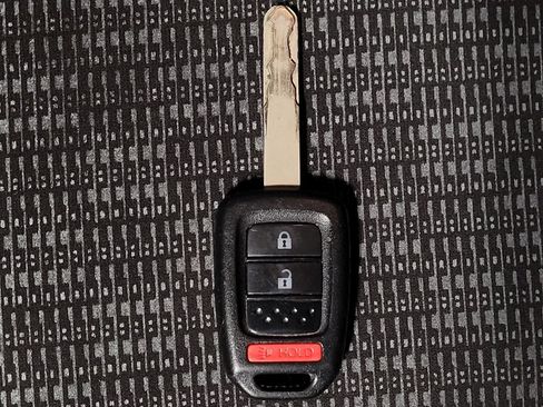 Used 2017 Honda Fit LX image 32