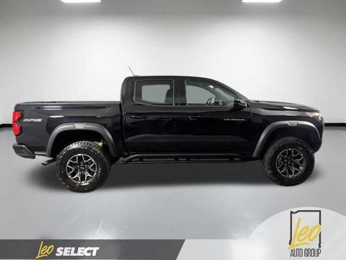 Used 2023 Chevrolet Colorado ZR2 w/ ZR2 Convenience Package III AWD/4WD image 5