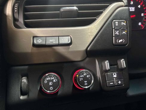 Used 2016 GMC Yukon Denali w/ Open Road Package AWD/4WD image 38