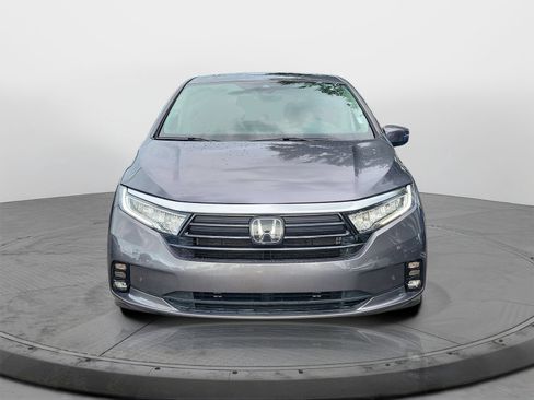 Certified 2024 Honda Odyssey Touring image 2