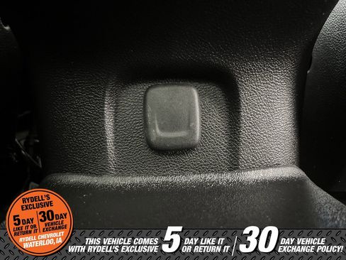 Certified 2016 Chevrolet Impala LT image 19