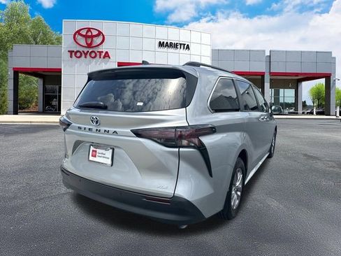Certified 2025 Toyota Sienna XLE w/ XLE Plus Package FWD image 28