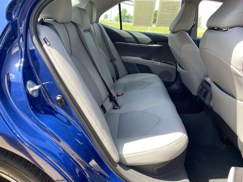 Used 2024 Toyota Camry XLE image 14