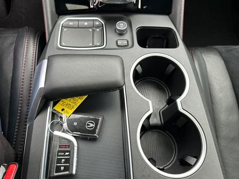 Used 2023 Acura MDX A-Spec image 39