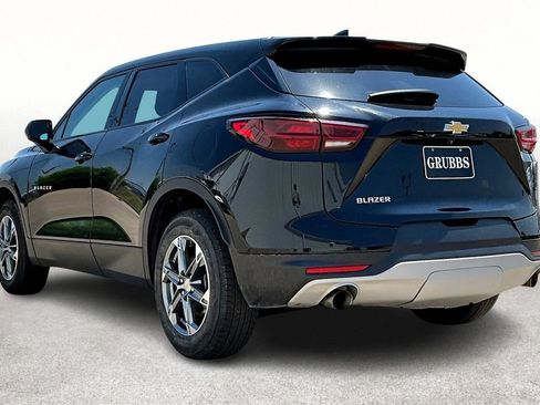 Used 2023 Chevrolet Blazer LT image 15