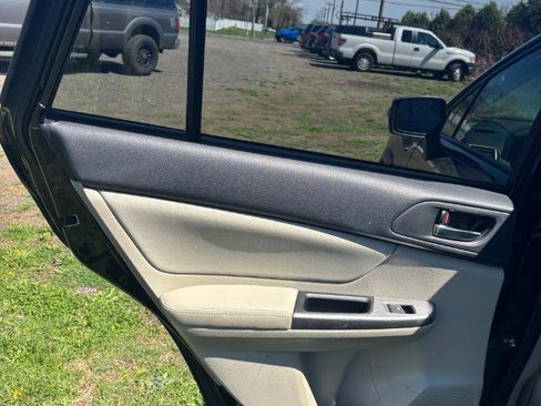 Used 2015 Subaru Crosstrek 2.0i Limited image 23