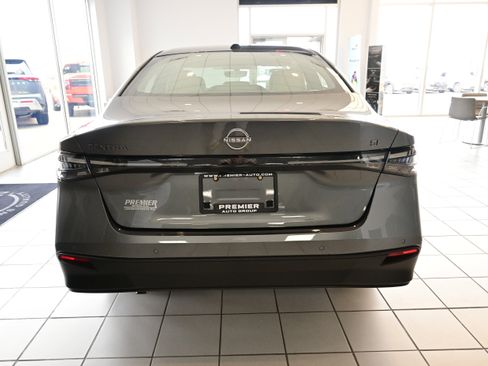 New 2026 Nissan Sentra SL w/ Floor Mat Package FWD image 8