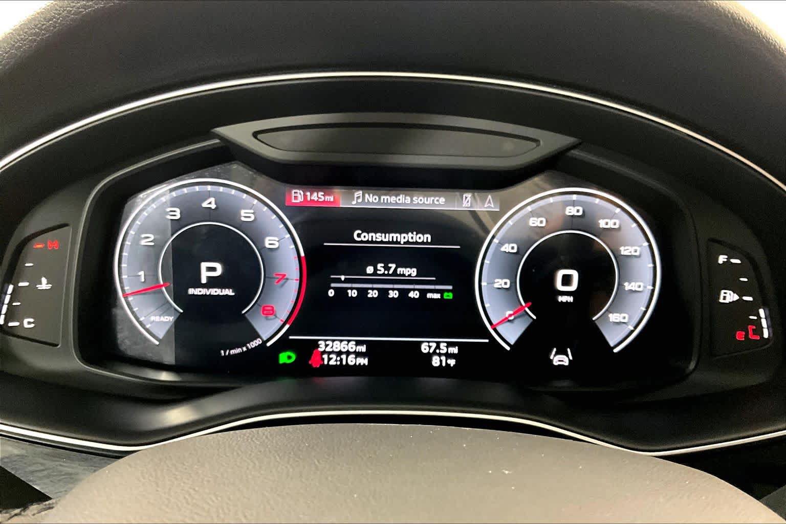 Used 2023 Audi Q8 Premium Plus AWD/4WD image 24