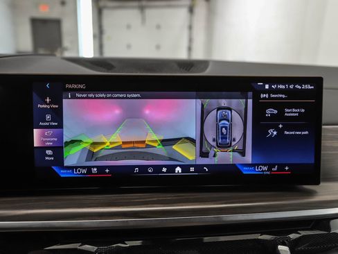 Used 2024 BMW X7 xDrive40i AWD/4WD image 19