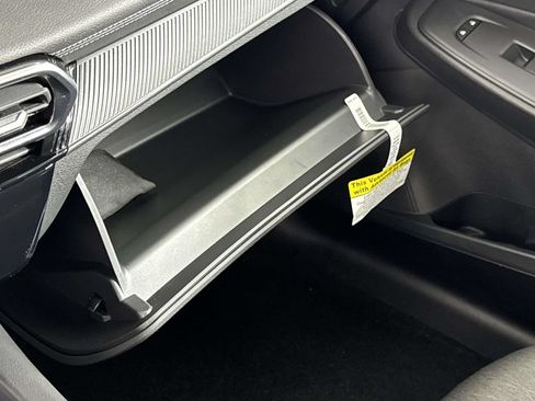 Used 2026 Nissan Sentra SV w/ Floor Mat Package FWD image 31