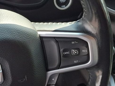 Used 2020 RAM 1500 Big Horn AWD/4WD image 20