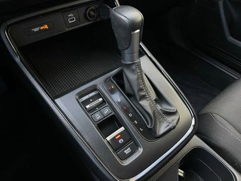 Certified 2025 Honda CR-V LX image 19