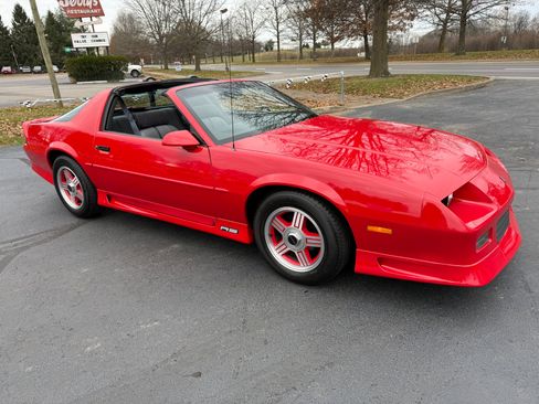 Used 1991 Chevrolet Camaro RS image 20
