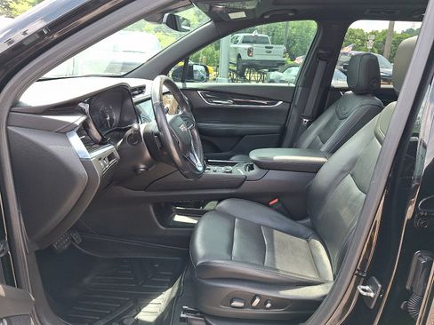 Used 2020 Cadillac XT6 Premium Luxury AWD/4WD image 14
