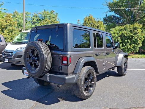 Used 2021 Jeep Wrangler Unlimited Sport image 6